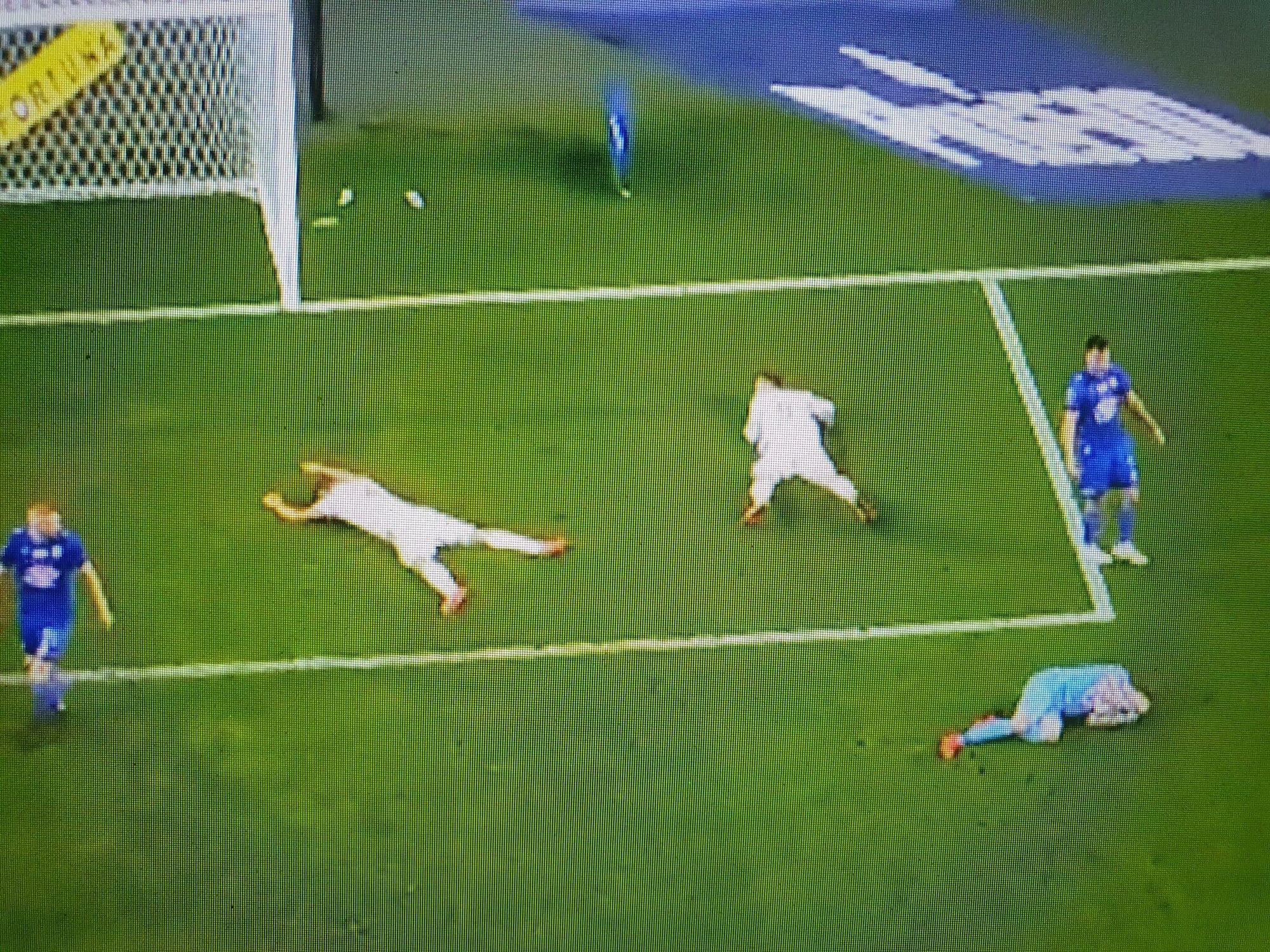 Lech Poznań górą w hicie Ekstraklasy! Legia w coraz gorszej sytuacji [REAKCJE] Obraz wpisu