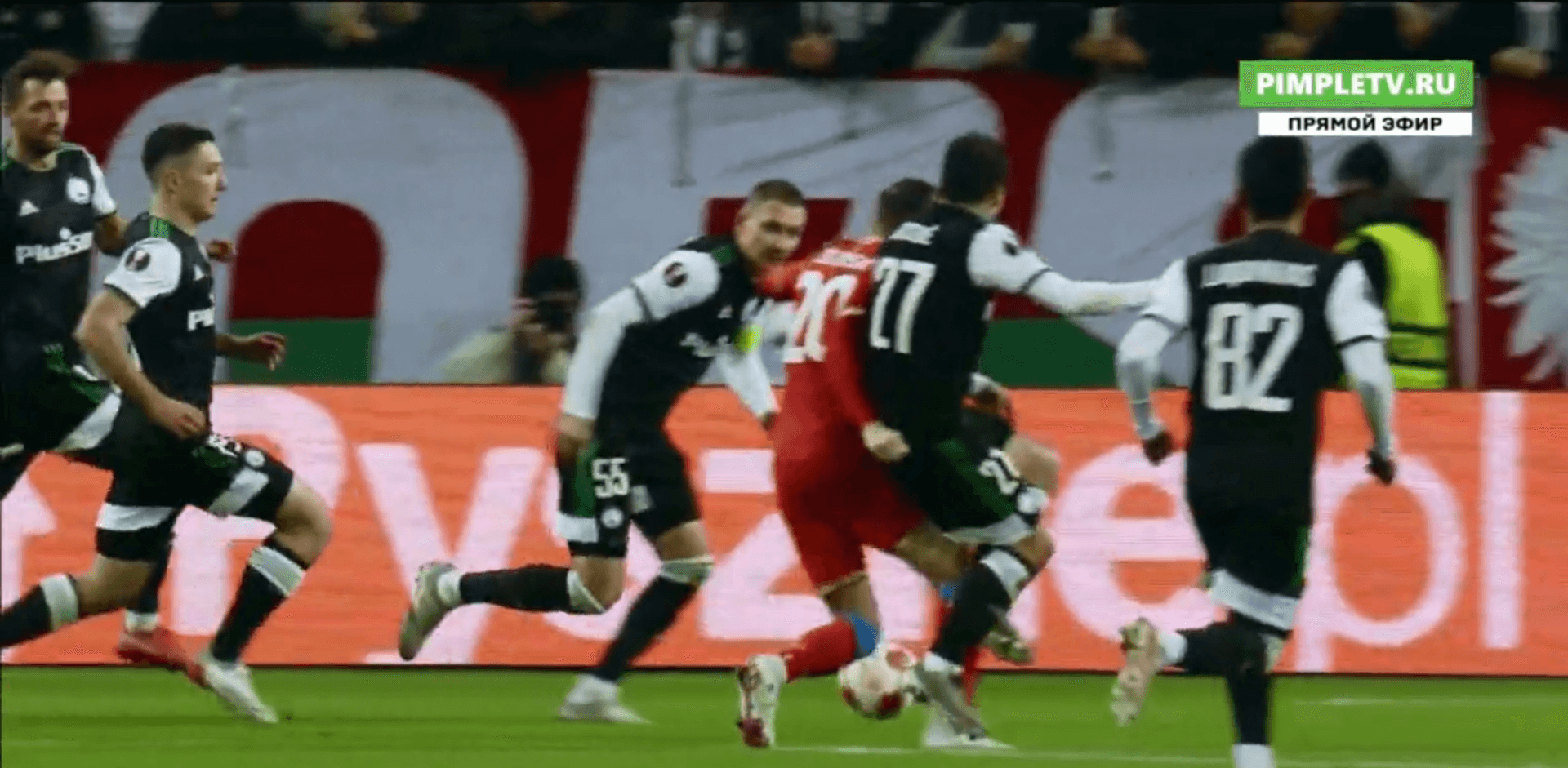 Zieliński doprowadza do remisu! Kontrowersyjna decyzja sędziego [WIDEO] Obraz wpisu