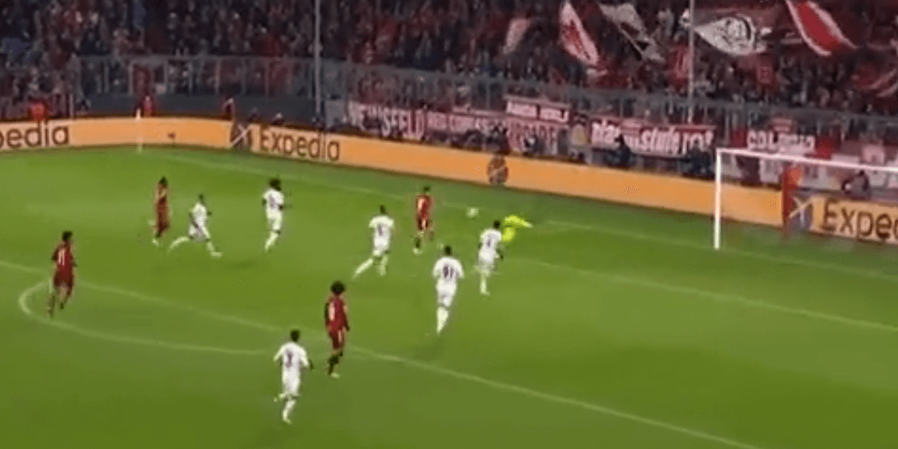 80. gol Lewandowskiego w setnym meczu w LM! Piękne wykończenie Polaka [WIDEO] Obraz wpisu
