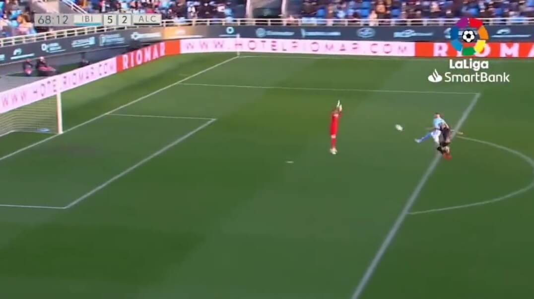 Mateusz Bogusz bawi się na zapleczu La Liga! Dziś 2 asysty i 1 bramka [WIDEO] Obraz wpisu