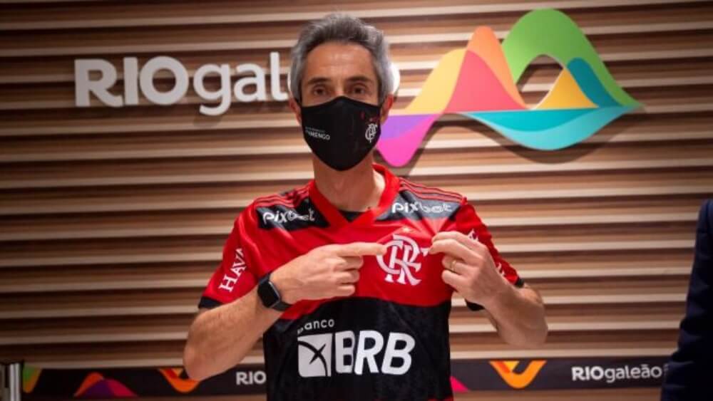 Flamengo nie zwolni Paulo Sousy. Wiceprezydent klubu zapewnia o poparciu dla Portugalczyka Obraz wpisu