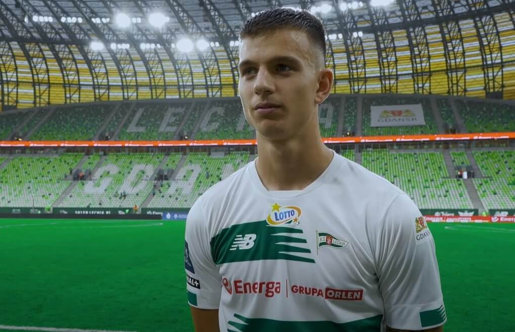 Kolejny talent opuści Polskę? Piłkarz Lechii Gdańsk blisko przenosin do Rangers FC Obraz wpisu