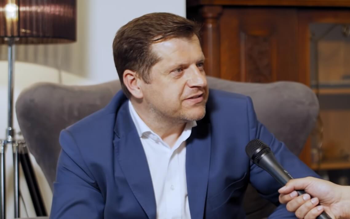 Nowe fakty w sprawie sporu na linii Kucharski-Lewandowski? „Cała sytuacja została wyreżyserowana przez pana Roberta” Obraz wpisu