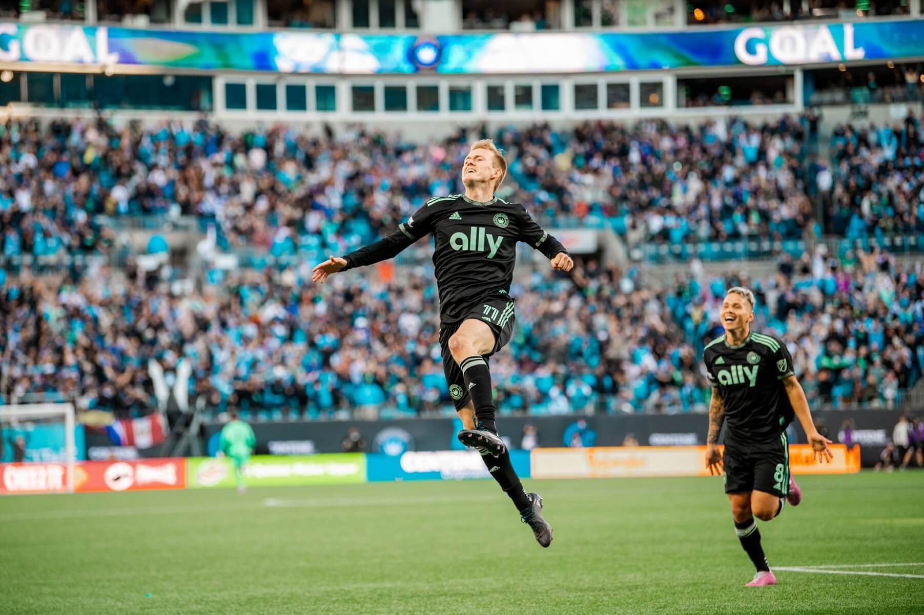 Lekarz reprezentacji o Karolu Świderskim: „Nie jestem zdziwiony, że zagrał w meczu ligowym” Obraz wpisu