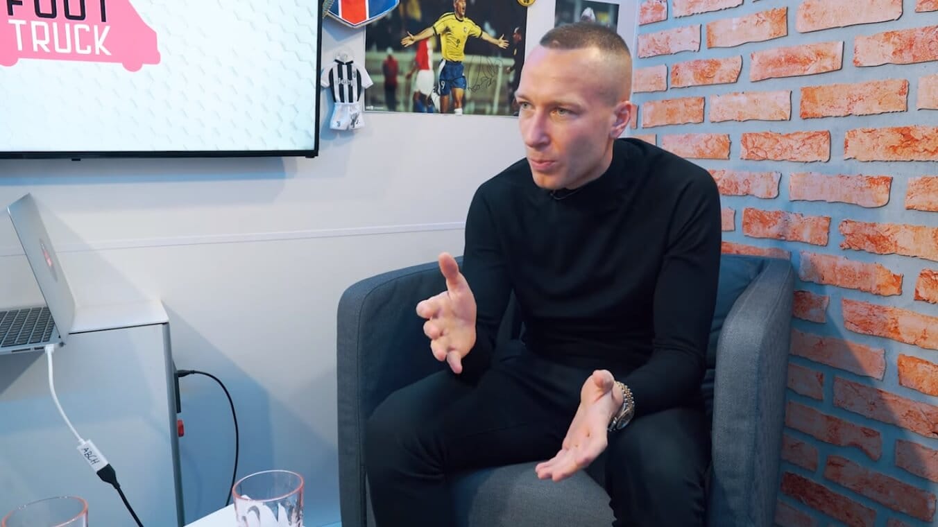 Jacek Góralski wspomina imprezę z Cashem. „Dawaj po kieliszeczku pierdykniemy” Obraz wpisu