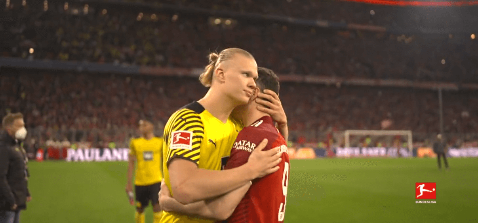 Lewandowski i Haaland podziękowali sobie po meczu: „Ogromny szacunek między dwoma najlepszymi na świecie” [WIDEO] Obraz wpisu