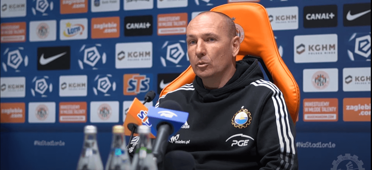 Niespodziewane zwolnienie trenera w Ekstraklasie. „W kilku klubach robi się nerwowo” Obraz wpisu