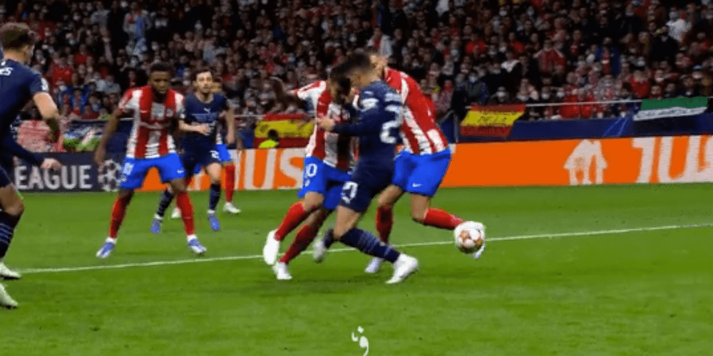 Atletico Madryt okradzione z rzutu karnego? Ewidentny faul Cancelo [WIDEO] Obraz wpisu