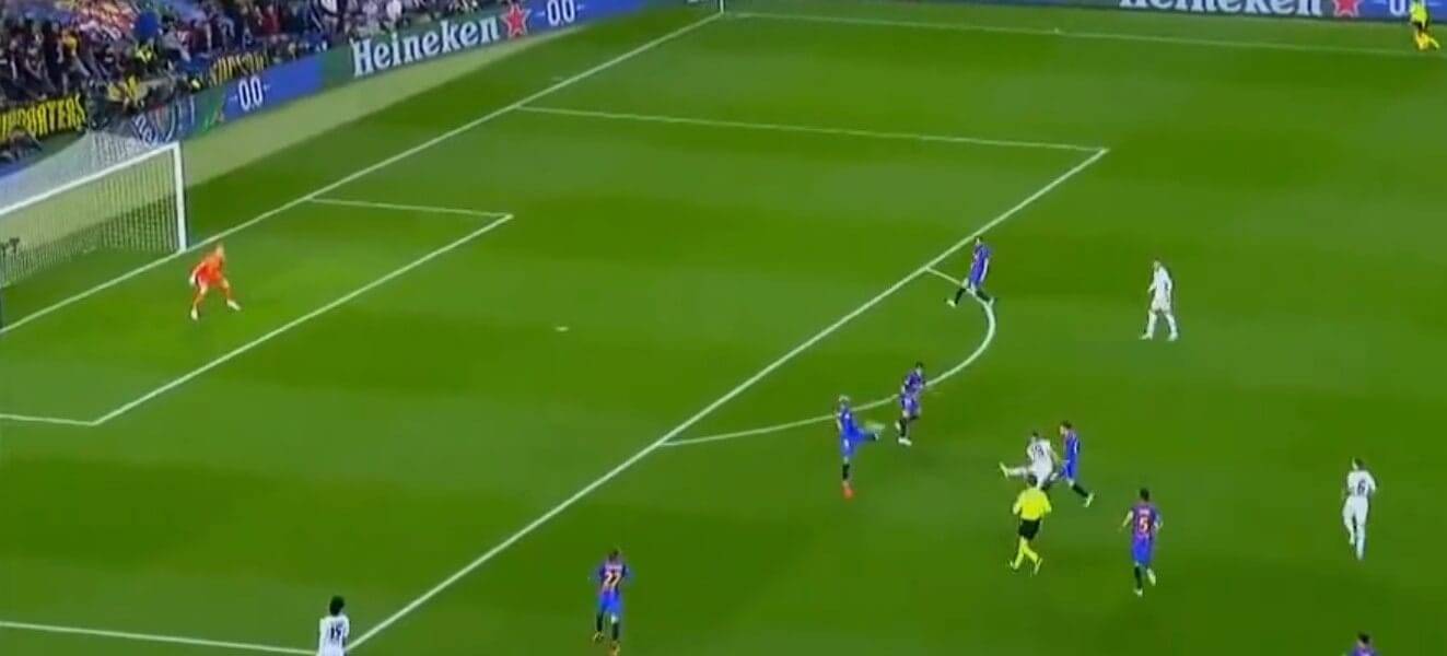 Barcelona przegrywa już 0:2! Świetne uderzenie piłkarza Eintrachtu [WIDEO] Obraz wpisu