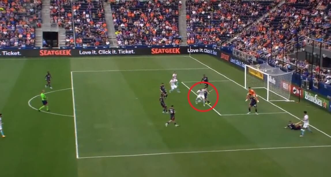 Adam Buksa się nie zatrzymuje! Fenomenalne wykończenie Polaka piętą [WIDEO] Obraz wpisu