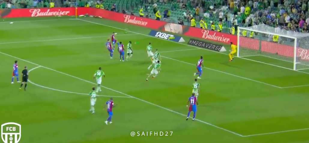 Atomowy wolej Alby w meczu z Realem Betis. Barcelona wyrywa zwycięstwo w ostatnich sekundach [WIDEO] Obraz wpisu