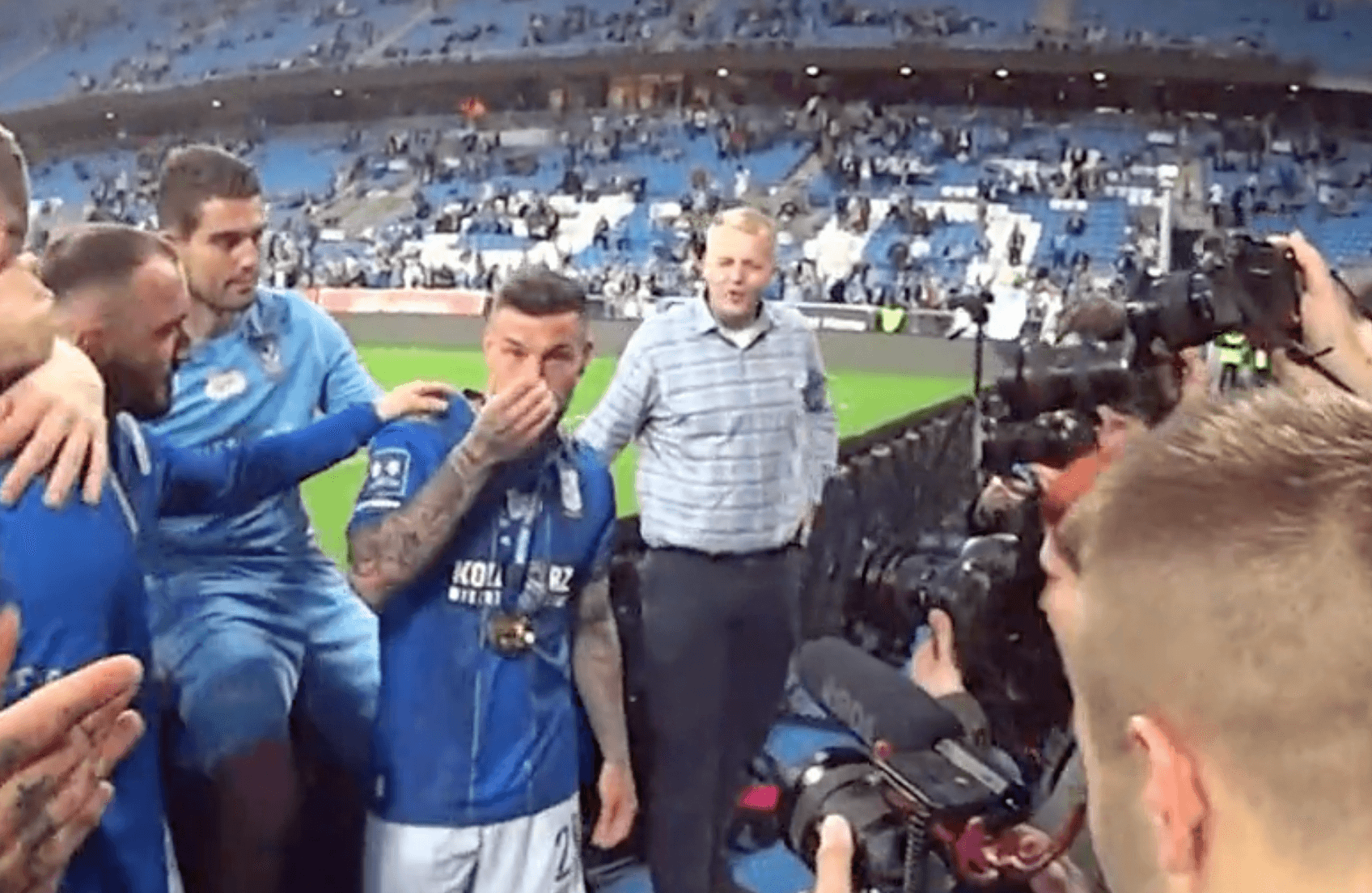 Miłe pożegnanie Pedro Tiby z Kotłem. Nie zabrakło łez [WIDEO] Obraz wpisu