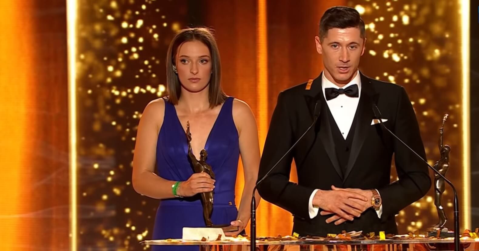 Lewandowski opuścił zgrupowanie reprezentacji Polski. Poleci do Paryża, by wspierać Igę Świątek Obraz wpisu