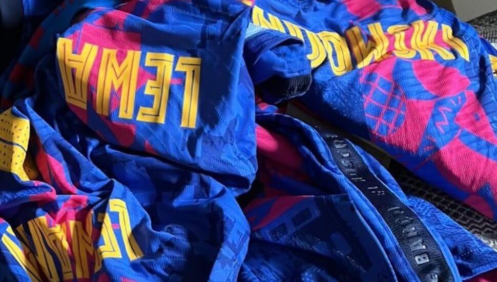 Popyt większy niż podaż. Koszulki FC Barcelony wrócą do sprzedaży dopiero w październiku Obraz wpisu