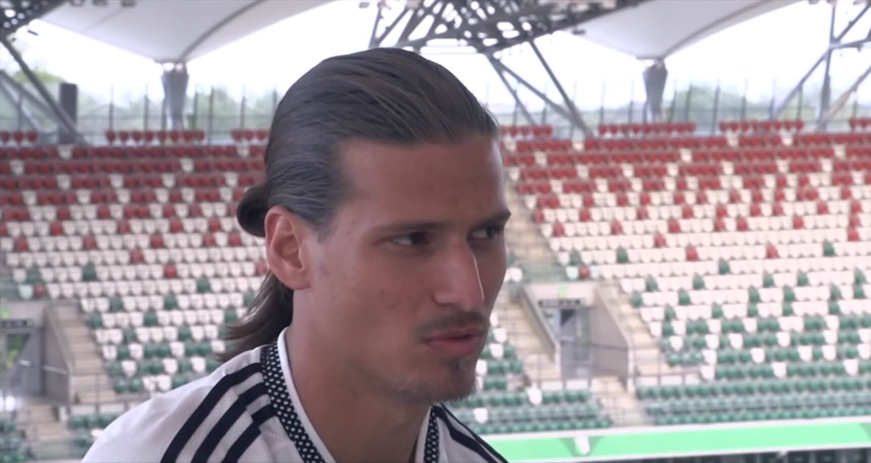 Nagły zwrot akcji ws. Aleksandara Prijovicia? Serb może wrócić do Ekstraklasy, jednak niekoniecznie do Legii Obraz wpisu