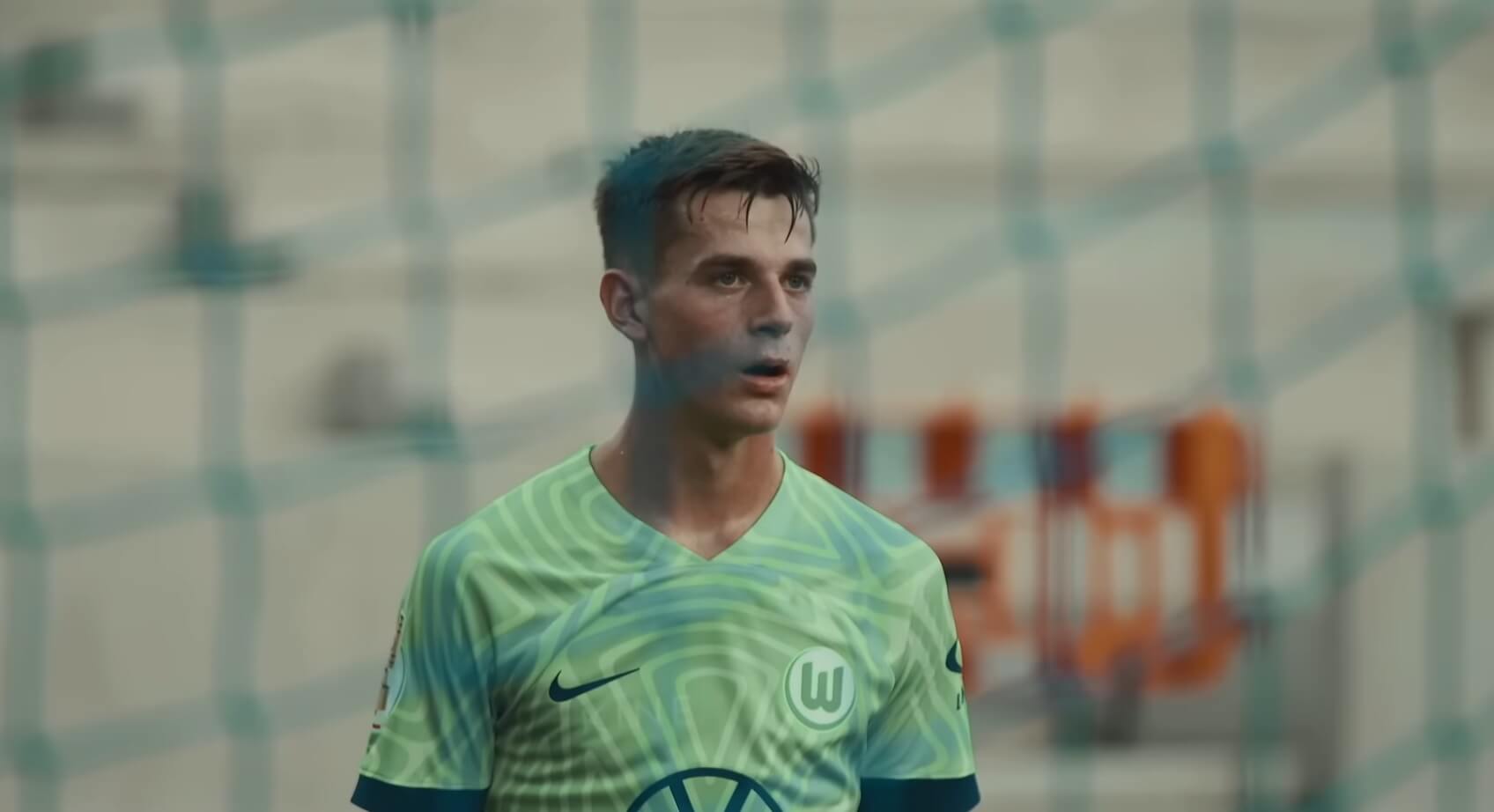 Trudny początek Jakuba Kamińskiego w VfL Wolfsburg. „Nauka piłkarska musi wyprzedzić naukę języka” Obraz wpisu