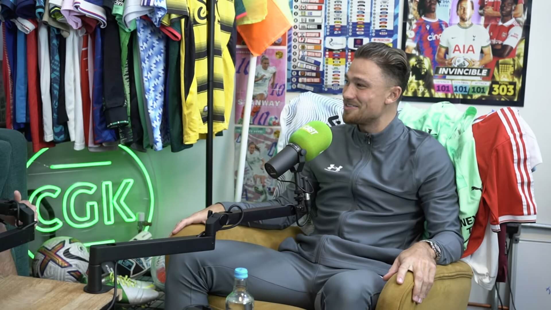 Matty Cash zachwycony Piotrem Zielińskim. „Jest wśród TOP 3 piłkarzy, z którymi grałem” Obraz wpisu