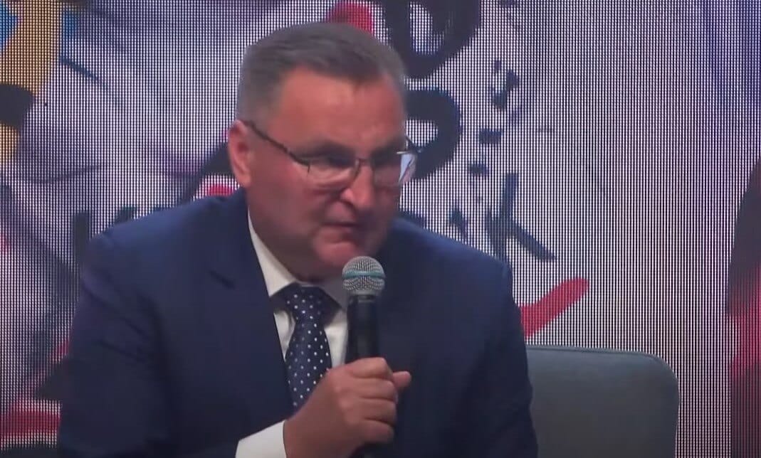 Czesław Michniewicz wyróżnił piłkarzy Ekstraklasy. „Będą ligowcy, którzy pojadą na mistrzostwa” Obraz wpisu