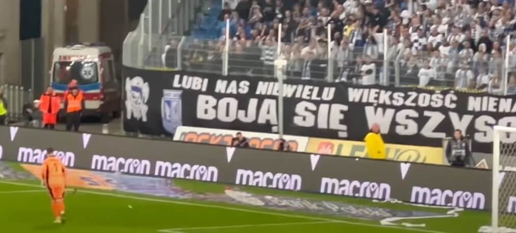 Kacper Tobiasz przedstawił swoją perspektywę z meczu Lech – Legia. „Nie prowokowałem” Obraz wpisu