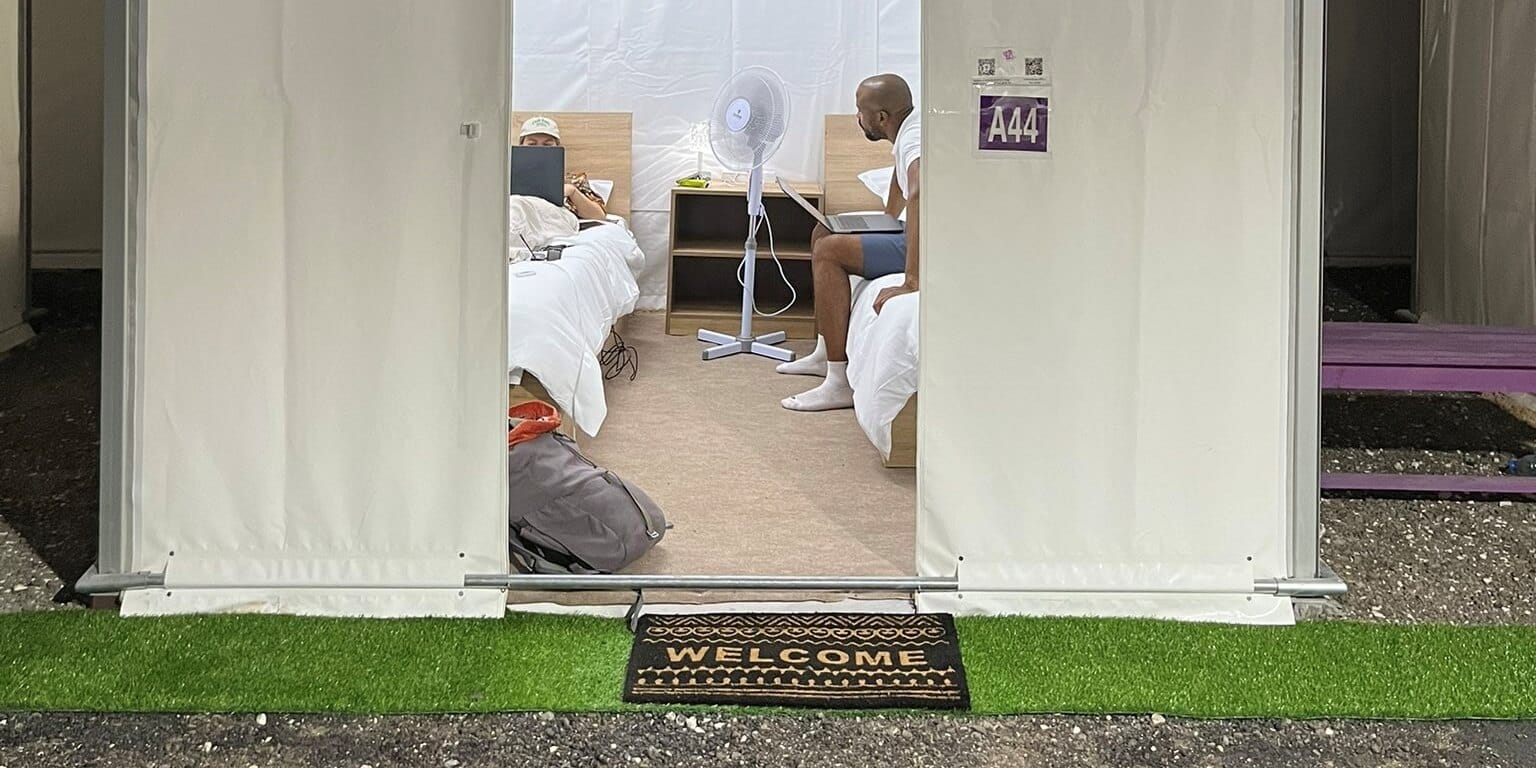 Kolejna skandaliczna sytuacja w Katarze. Kibice nie mogą kupić wody pitnej Obraz wpisu