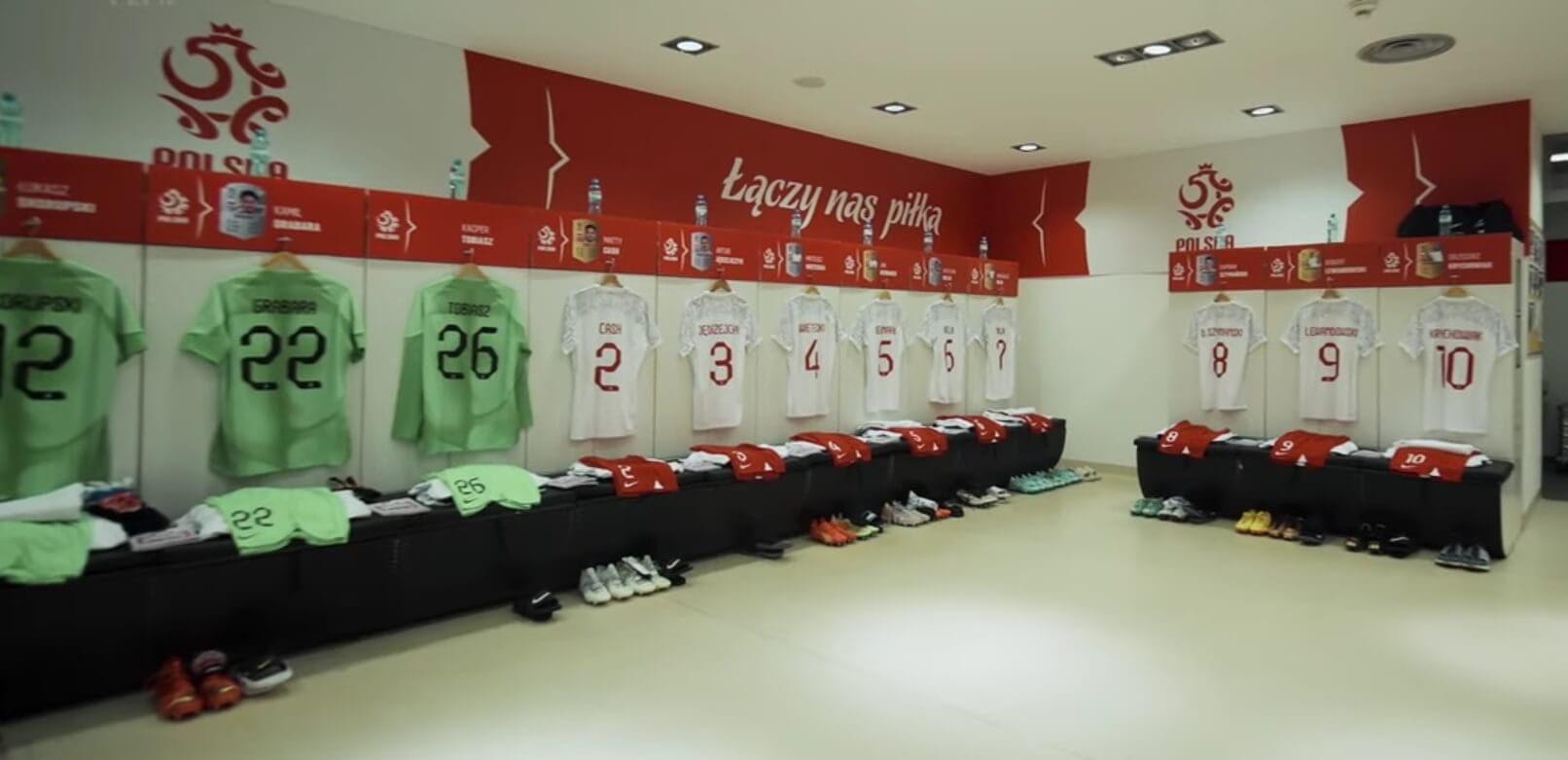 Reprezentacja Polski zmieni formację na Arabię. Trzech obrońców i drugi napastnik Obraz wpisu