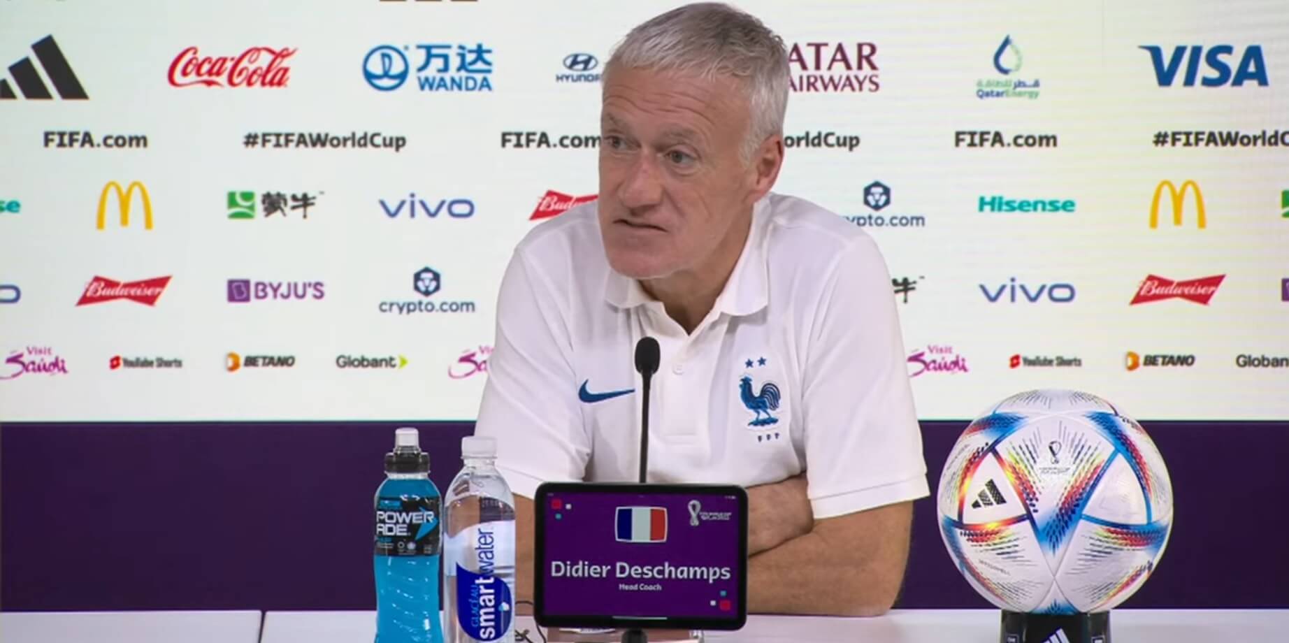 Dwóch piłkarzy reprezentacji Francji zeszło z boiska przed przerwą. Deschamps tłumaczy decyzję Obraz wpisu