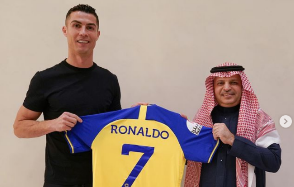 Oficjalnie: Cristiano Ronaldo zawodnikiem Al-Nassr. 200 mln euro za sezon gry! Obraz wpisu