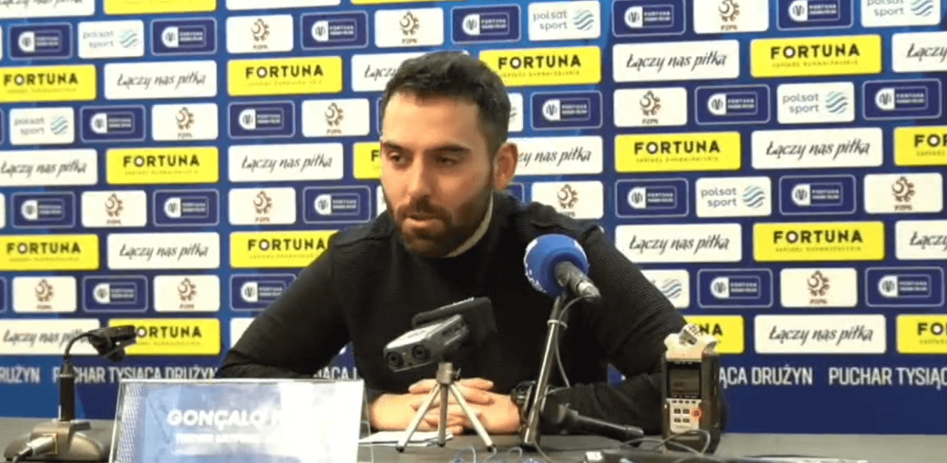 Kolejna ofiara Goncalo Feio przemówiła. „Zachowania, które w normalnym świecie są nie do zaakceptowania” Obraz wpisu