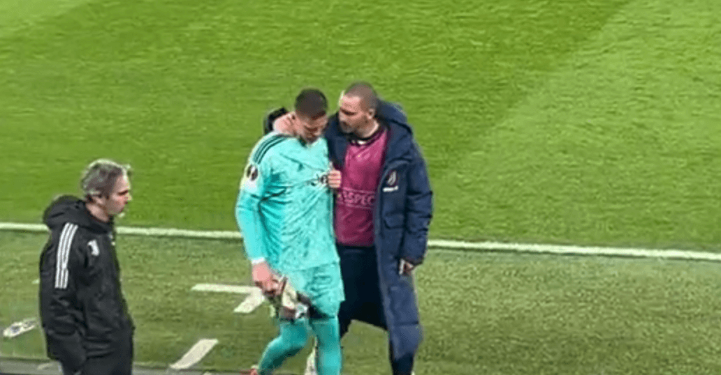 Wojciech Szczęsny zszedł z boiska z urazem. Polak trzymał się za klatkę piersiową [WIDEO] Obraz wpisu