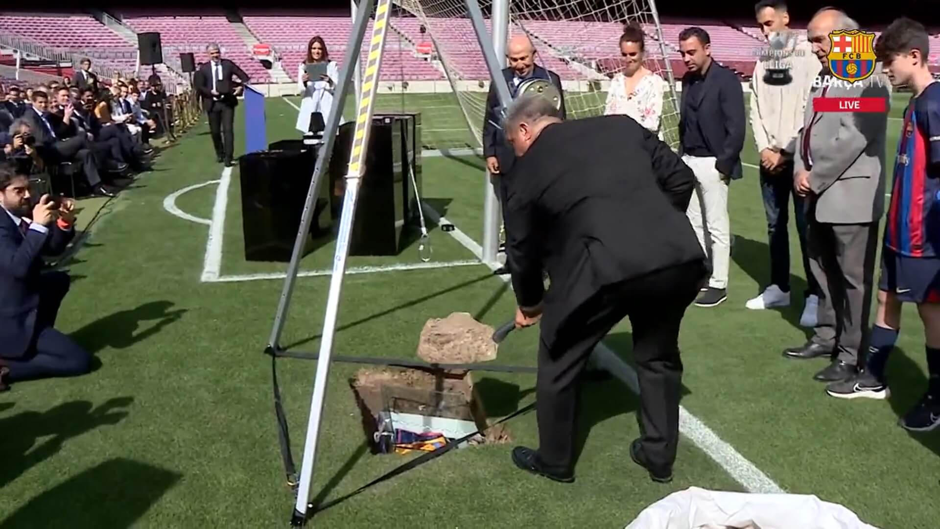 Ruszają prace na Camp Nou! Wiemy, kiedy FC Barcelona wróci na swój domowy obiekt Obraz wpisu