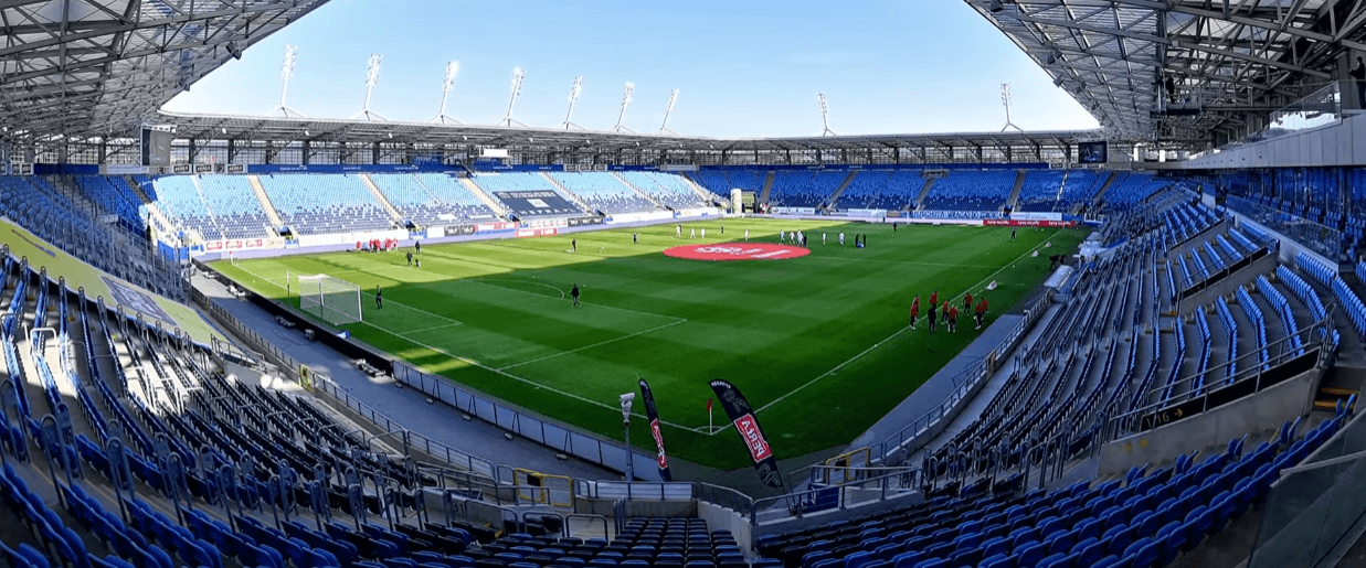 Beniaminek Ekstraklasy szykuje spore zmiany. Dyrektor na wylocie. „Dead man walking” Obraz wpisu