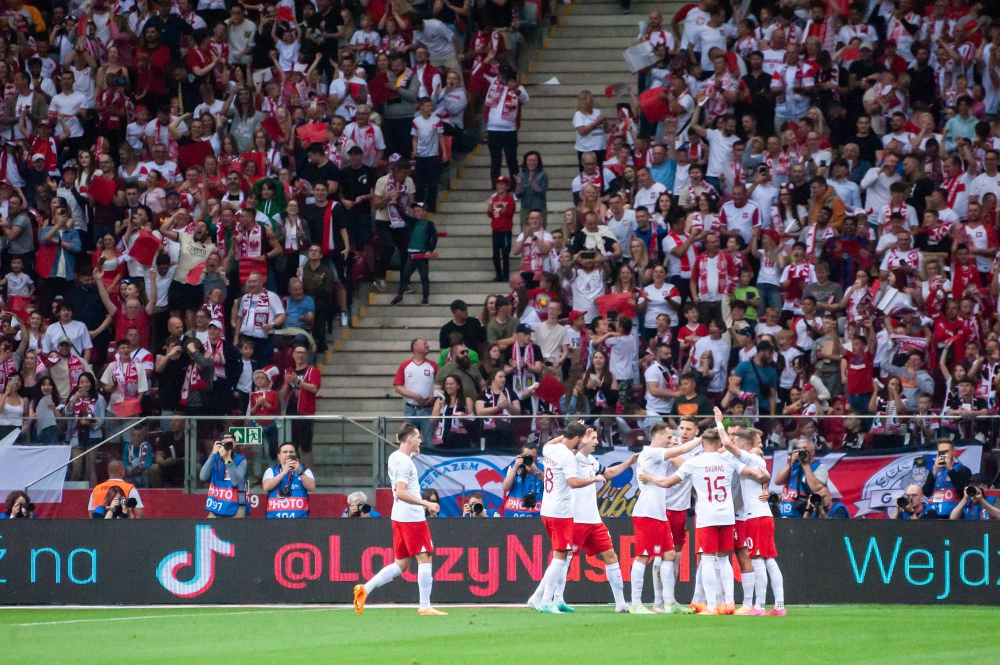 Jak będzie wyglądał zorganizowany doping na Stadionie Narodowym? „Będą bębny, megafony oraz mała niespodzianka” Obraz wpisu