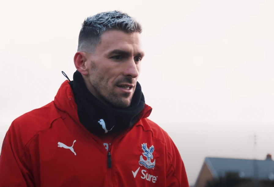 Kuriozalna sytuacja w Premier League. Bramkarz wylewa żale pod postem klubu na Twitterze Obraz wpisu