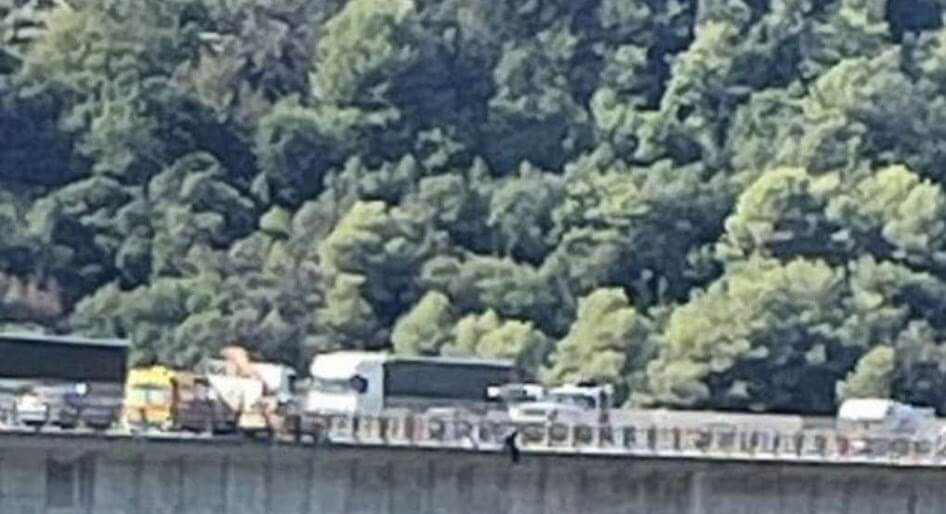 Chwile grozy we Francji! Piłkarz grozi samobójstwem Obraz wpisu