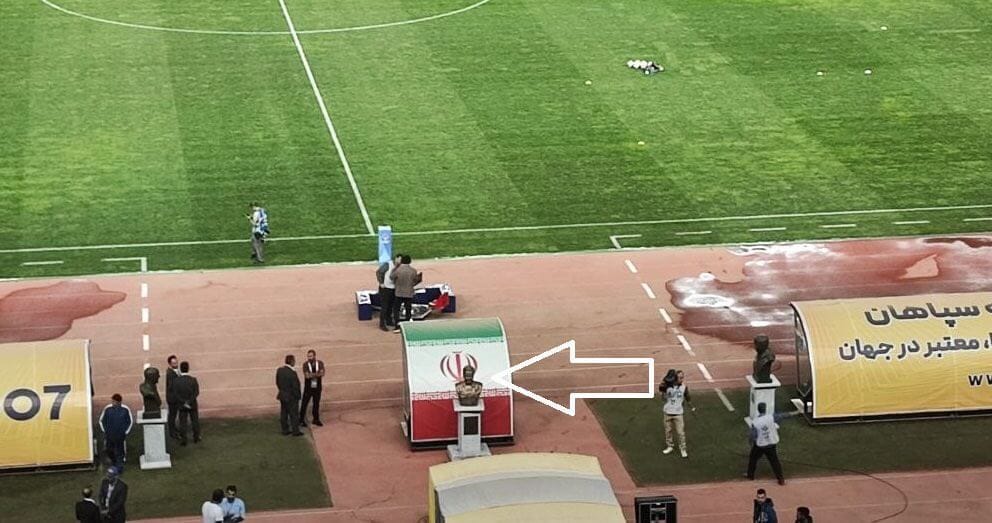 Skandal polityczny związany z posągiem. Benzema i spółka zbojkotowali mecz Obraz wpisu