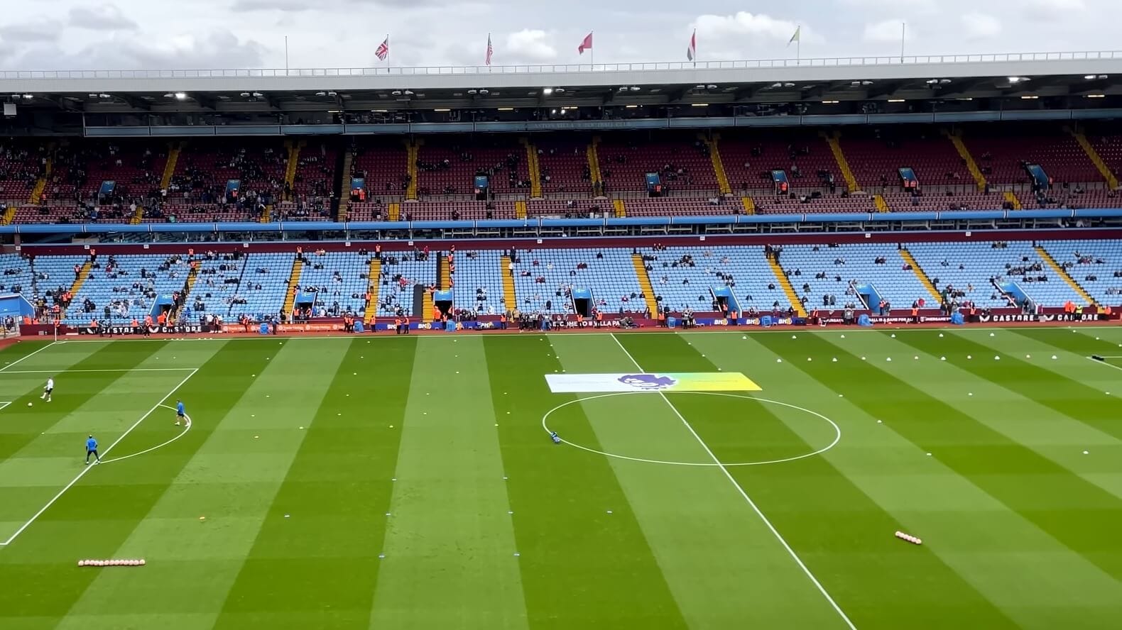 Aston Villa wydała komunikat. Klub podał powód niewpuszczenia na stadion polskich kibiców Obraz wpisu