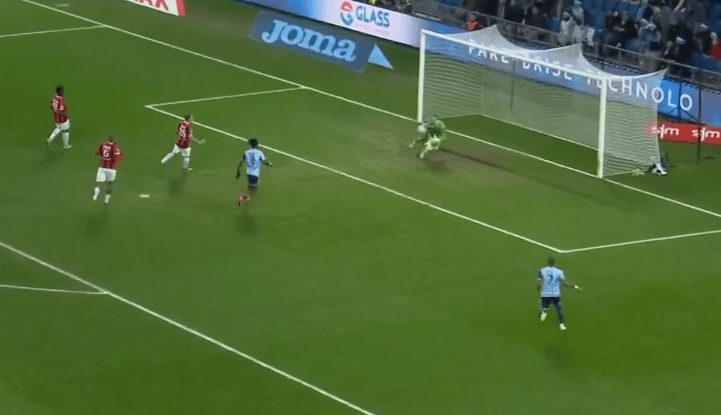 Spory błąd Marcina Bułki na początku meczu. Nicea przegrała 1:3 z Le Havre [WIDEO] Obraz wpisu