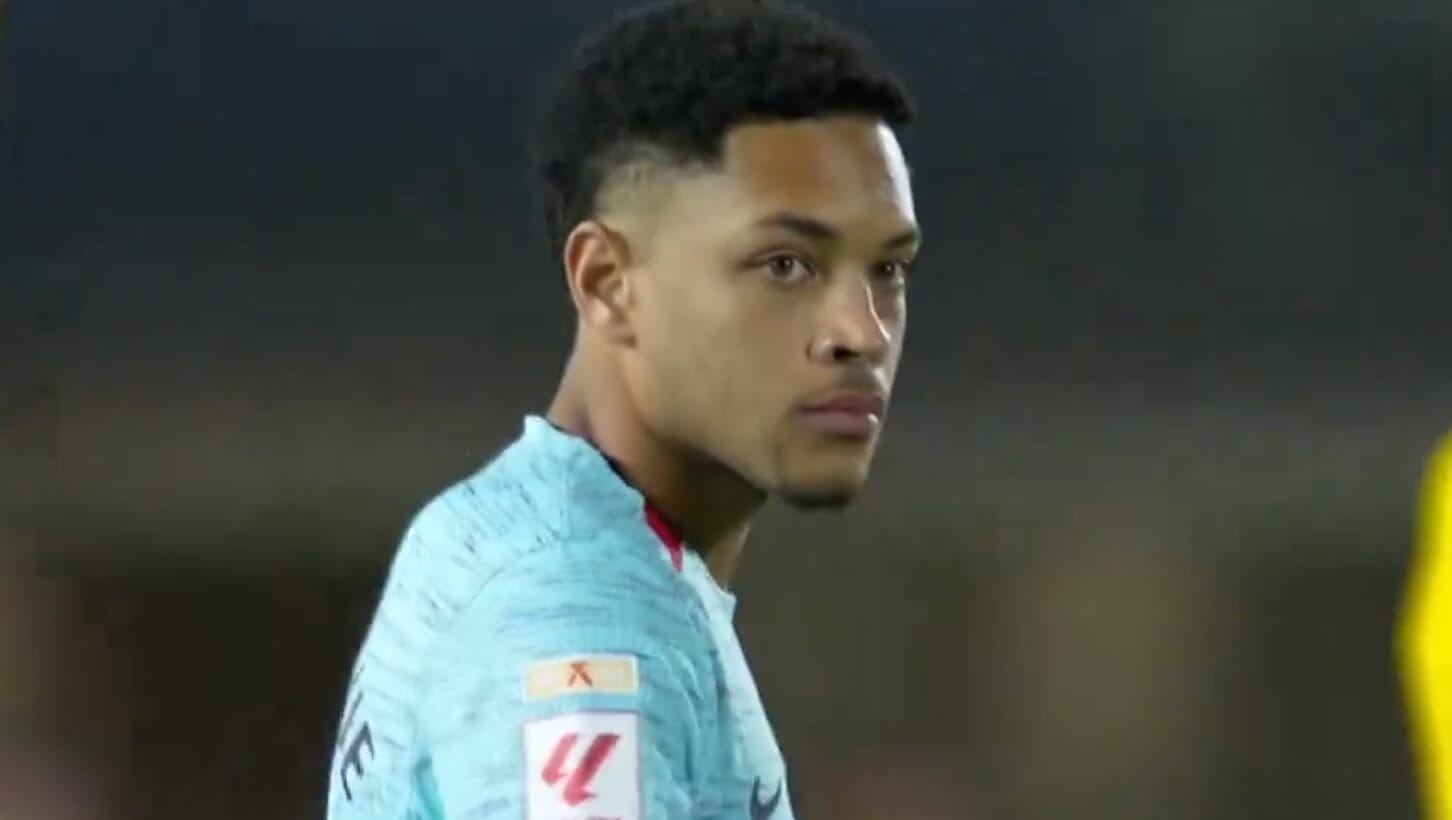 Obiecujący występ Vitora Roque. W mediach pojawiło się mnóstwo pochwał [REAKCJE] Obraz wpisu