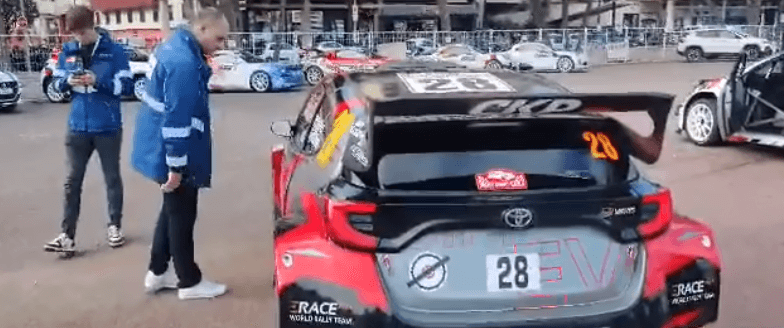 Pijany Polak wsiadł do samochodu podczas Rajdu Monte Carlo. Wzięli go za serwisanta [WIDEO] Obraz wpisu