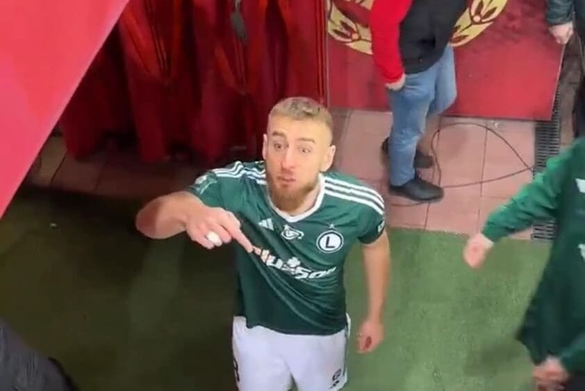 Widzew Łódź reaguje na skandaliczne zachowanie kibica. Znaleziono twórcę nagrania Obraz wpisu