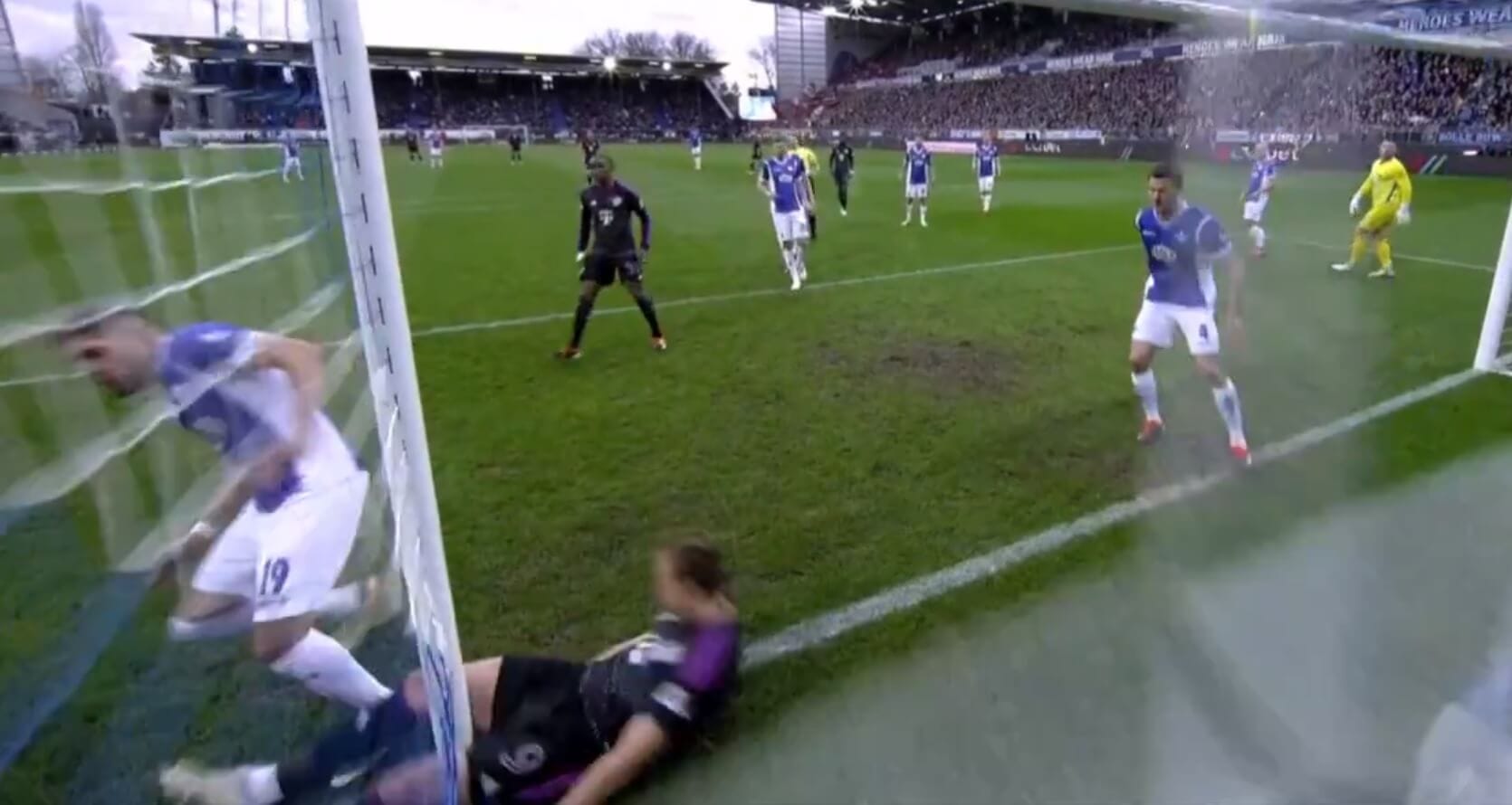 Nietypowa kontuzja Harry’ego Kane’a. Anglik uderzył w słupek [WIDEO] Obraz wpisu