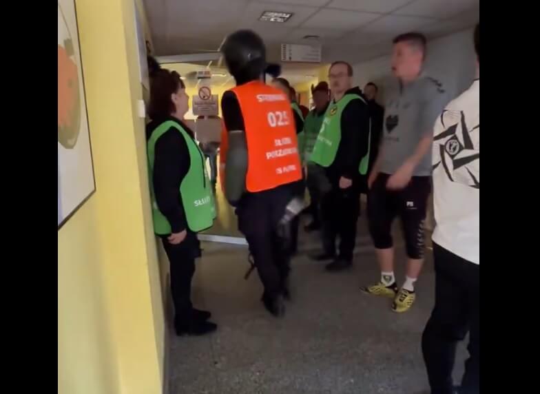 Awantura w Polonii Warszawa! Do szatni wparowali kibice [WIDEO] Obraz wpisu