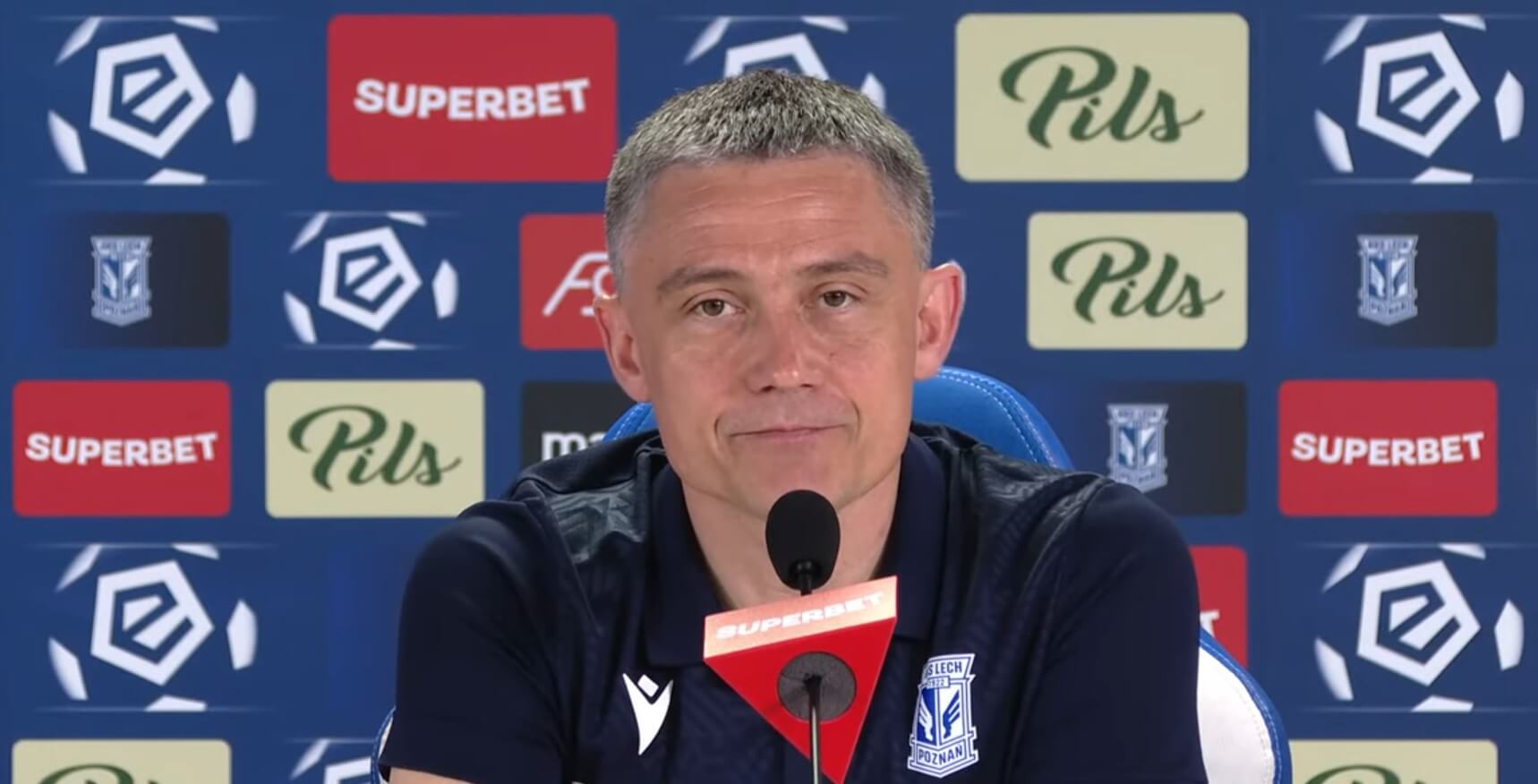 Mariusz Rumak skomentował plotki o konfliktach w szatni Lecha. „Proszę pytać piłkarzy” Obraz wpisu