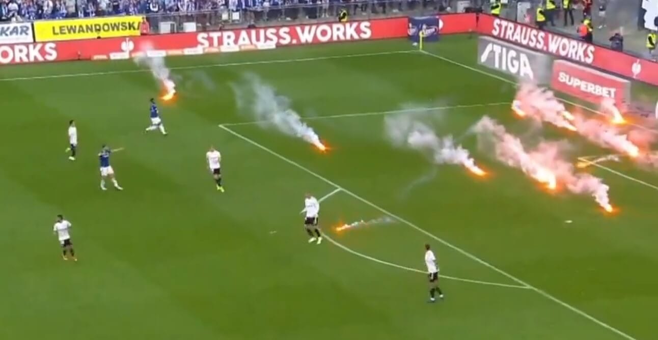 Ostra kara dla Lecha Poznań. Skutek odpalonych rac w meczu z Legią Obraz wpisu