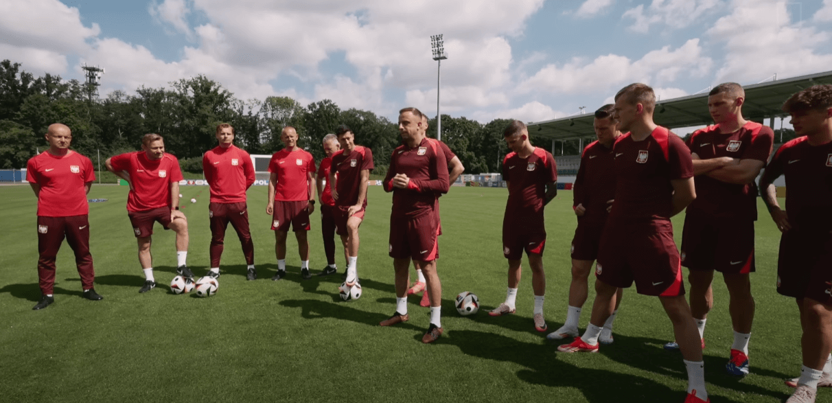 Grosicki z pożegnalną przemową na treningu. „Widzę, że ta drużyna się odradza” [WIDEO] Obraz wpisu