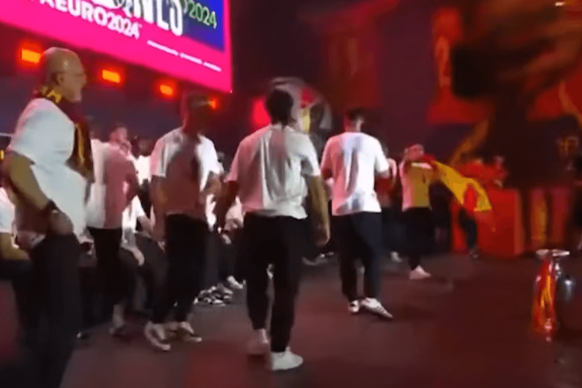 Skandal w trakcie fety w Madrycie. Do UEFY wpłynęła skarga po prowokującym zachowaniu reprezentanta Hiszpanii Obraz wpisu