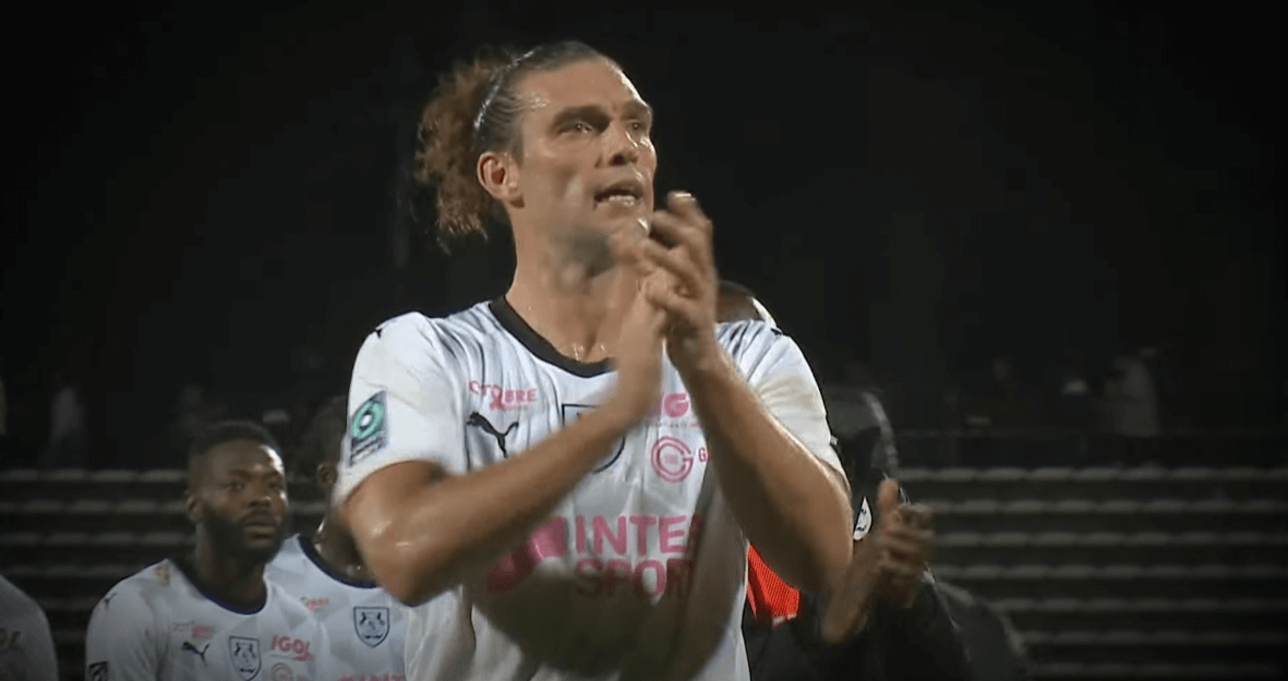 Andy Carroll i były piłkarz Ekstraklasy wylądowali w czwartej lidze francuskiej. Pomogą w odbudowie wielkiego klubu Obraz wpisu