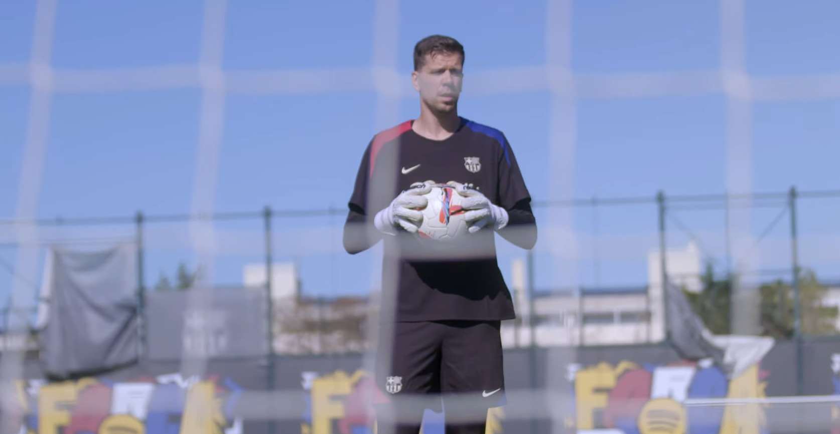 Media z Hiszpanii zgodne. Padła data potencjalnego debiutu Szczęsnego w Barcelonie Obraz wpisu