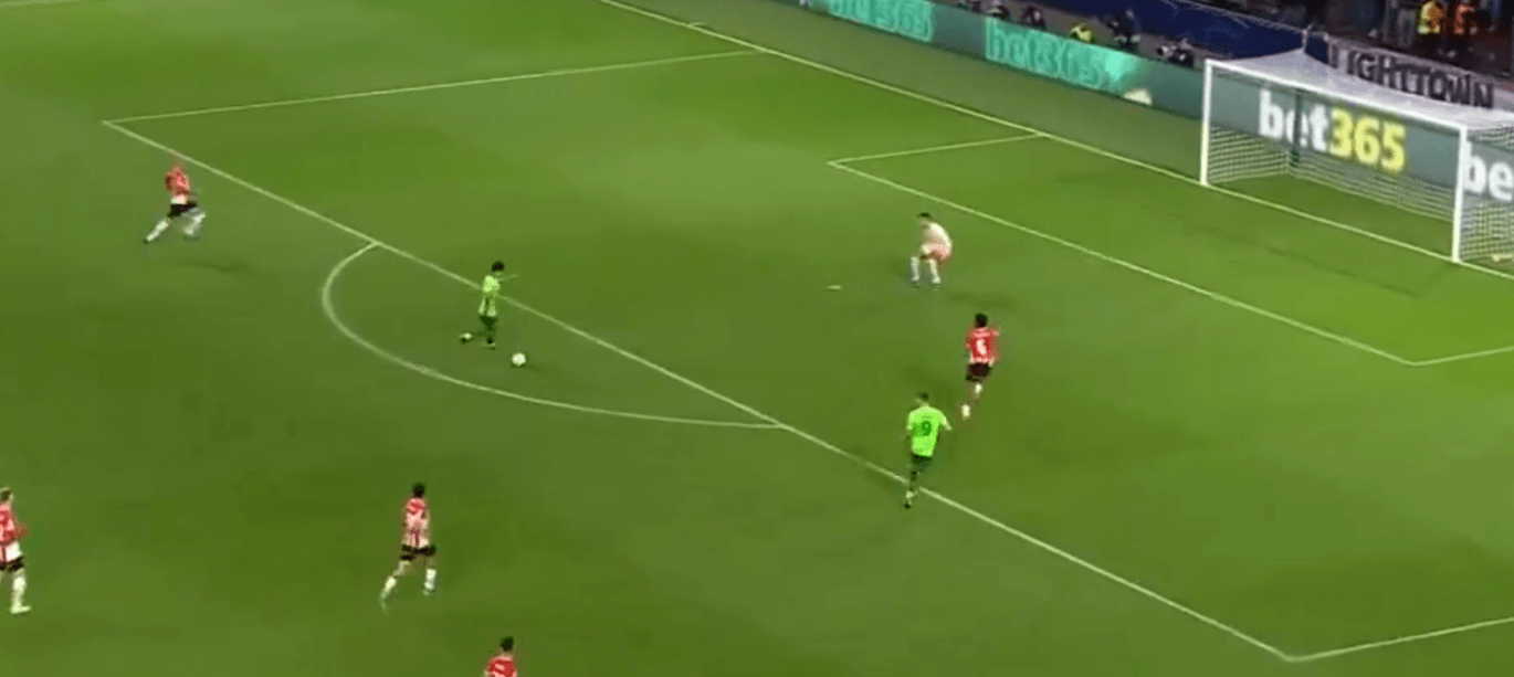 Komiczna wpadka Eduardo Quaresmy w meczu Ligi Mistrzów. To trzeba zobaczyć [WIDEO] Obraz wpisu