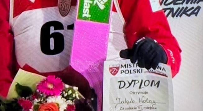 Kuriozalna pomyłka organizatorów MP w skokach narciarskich. Jakub Wolny otrzymał dyplom z innej dyscypliny Obraz wpisu